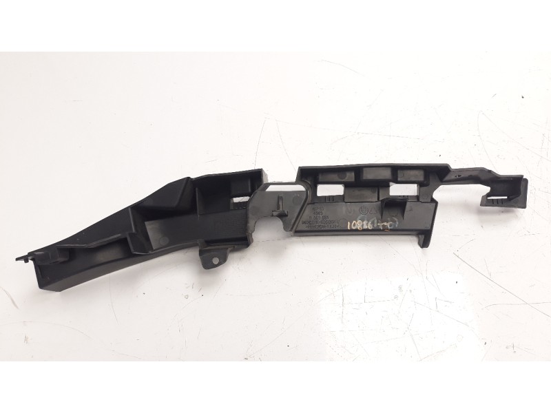 Recambio de moldura para bmw c 400 gt referencia OEM IAM 46638561591  