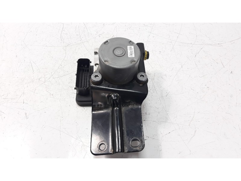Recambio de abs para ssangyong tivoli 1.6 turbodiesel cat referencia OEM IAM 4892035002  