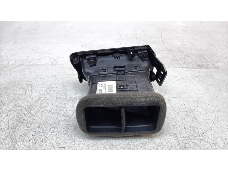 Recambio de aireador derecho para kia stonic (ybcuv) 1.0 tgdi cat referencia OEM IAM 97490H8100FHV  