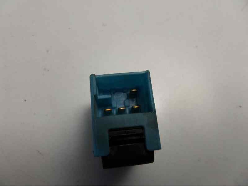 Recambio de mando elevalunas delantero derecho para skoda octavia berlina (1u2) ambiente referencia OEM IAM 3B0959855  