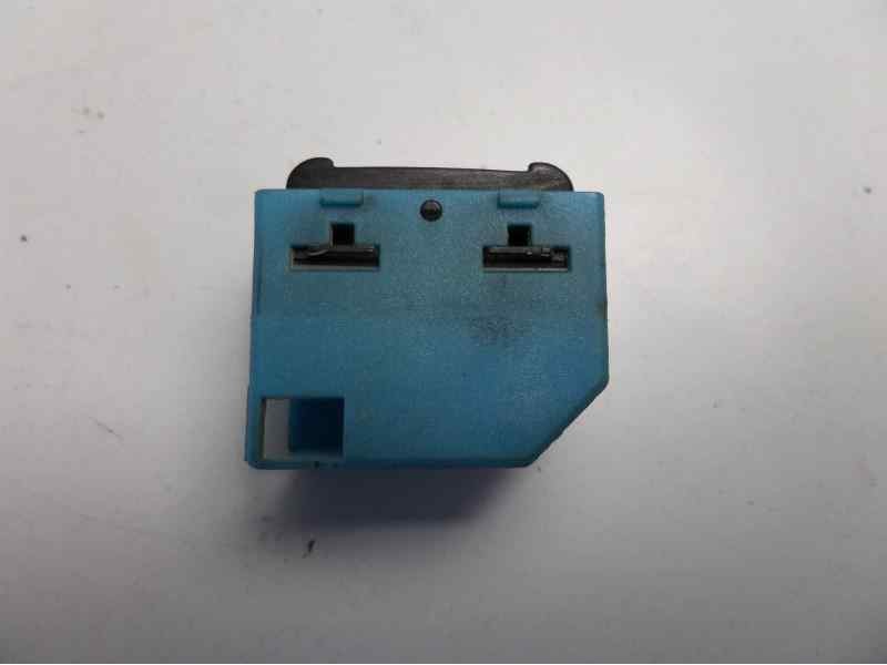 Recambio de mando elevalunas delantero derecho para skoda octavia berlina (1u2) ambiente referencia OEM IAM 3B0959855  