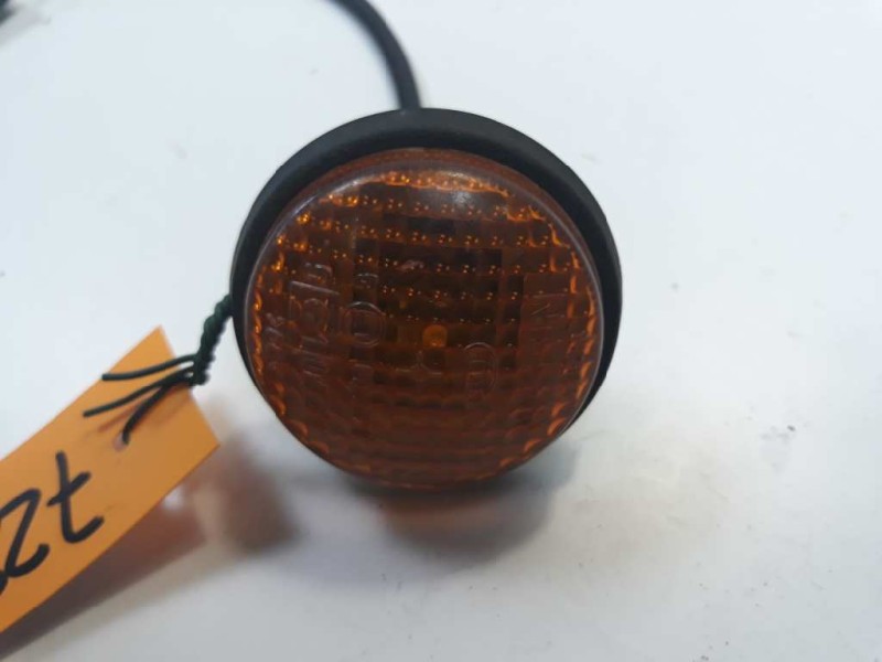 Recambio de piloto lateral izquierdo para nissan micra (k11) 1.3 16v cat referencia OEM IAM 261605F000  