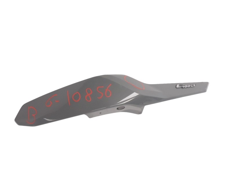 Recambio de moldura para bmw c 400 gt referencia OEM IAM 8404820 8558594 