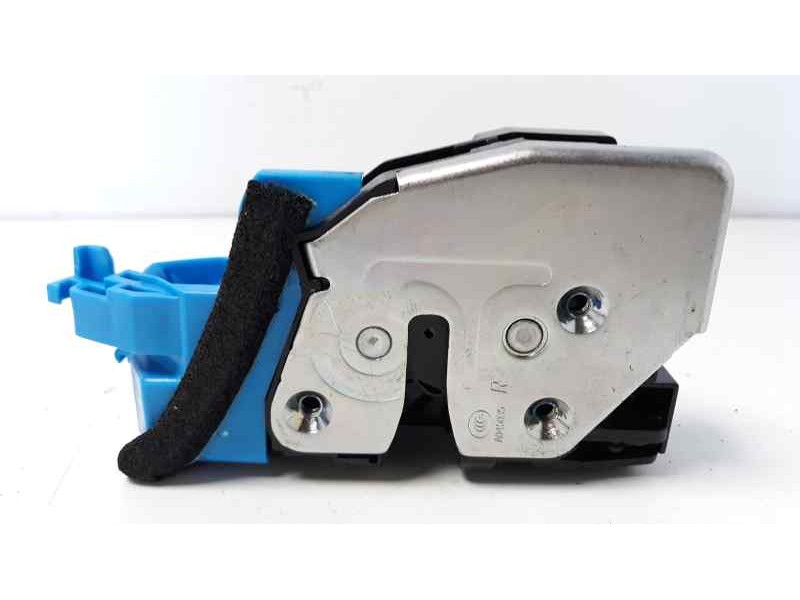 Recambio de cerradura puerta trasera derecha para kia cee´d x-tech referencia OEM IAM 81420A2400  