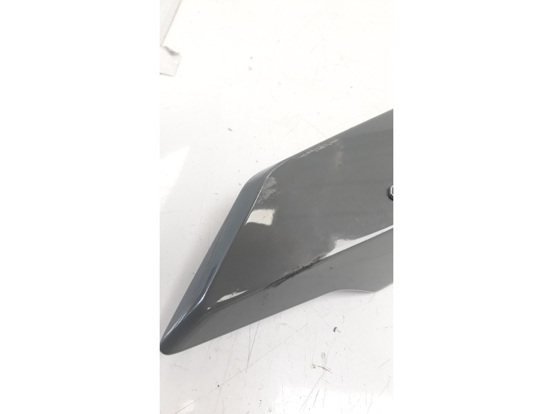 Recambio de moldura para bmw c 400 gt referencia OEM IAM 8404820 8558594 