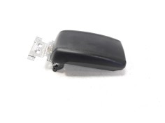 Recambio de apoyabrazos central para ssangyong tivoli 1.6 turbodiesel cat referencia OEM IAM 7792035000LBH   2