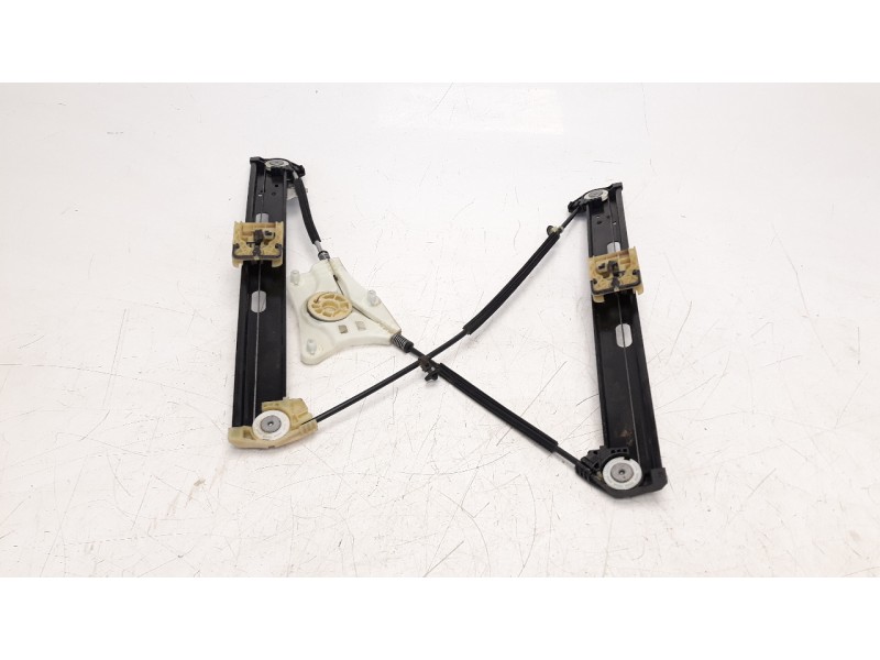 Recambio de elevalunas delantero derecho para seat ibiza (kj1) 1.0 referencia OEM IAM 6F0837462B  