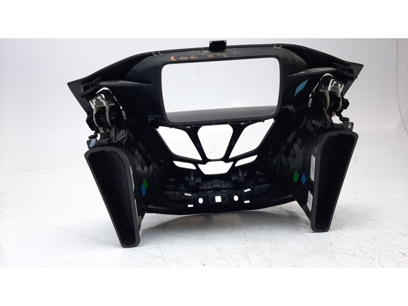 Recambio de rejilla aireadora para ford focus lim. (cb8) 1.6 tdci cat referencia OEM IAM BM5118835  