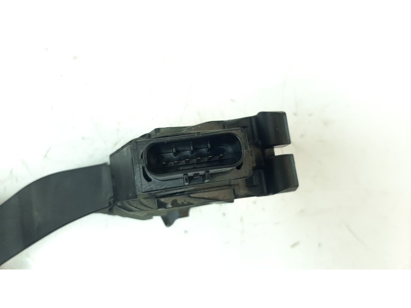 Recambio de potenciometro pedal para volkswagen golf vii lim. 1.6 tdi dpf referencia OEM IAM 5Q1723503K  
