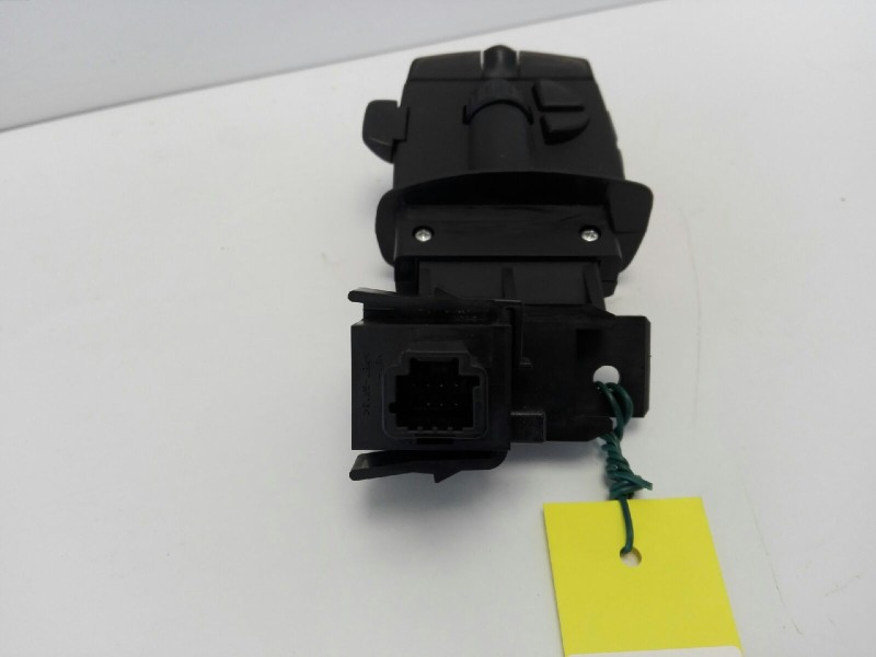 Recambio de mando multifuncion para renault megane iii berlina 5 p dynamique referencia OEM IAM 255520014R  