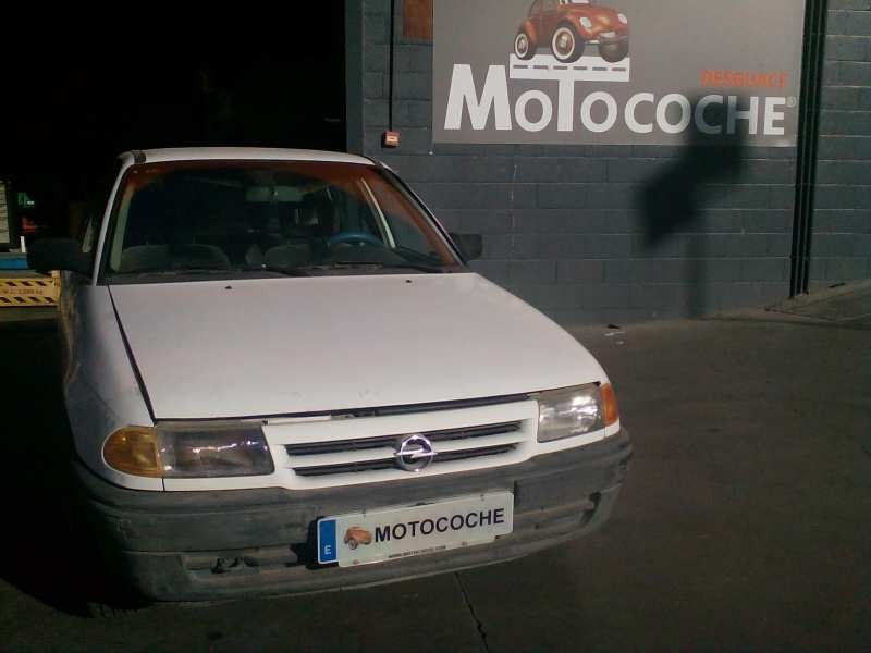 opel astra f berlina del año 1992