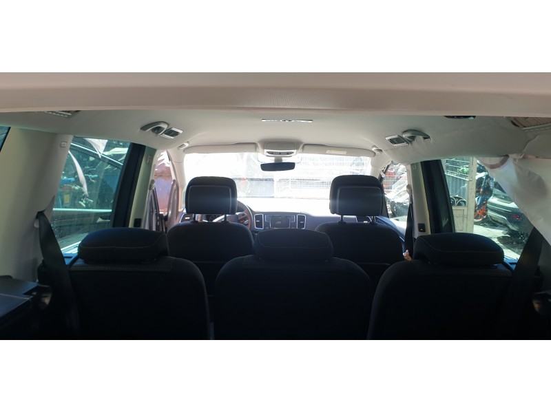 seat alhambra (711) del año 2022