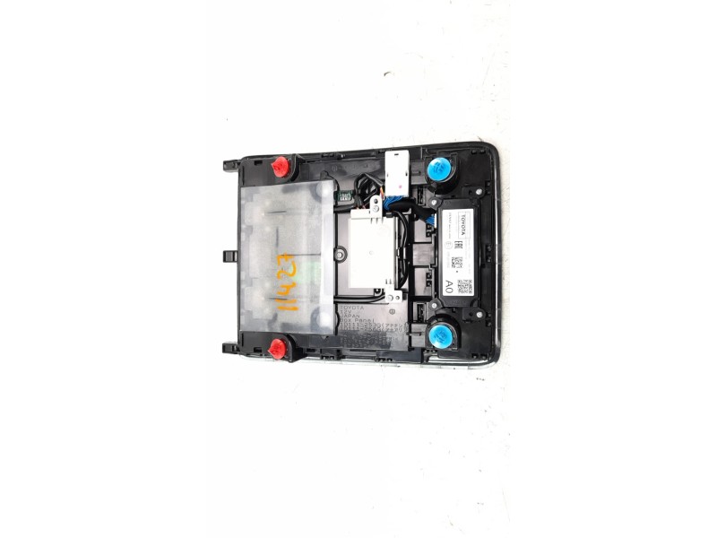 Recambio de luz interior para lexus ux (za10) referencia OEM IAM 8120876020A0 1D111253G 