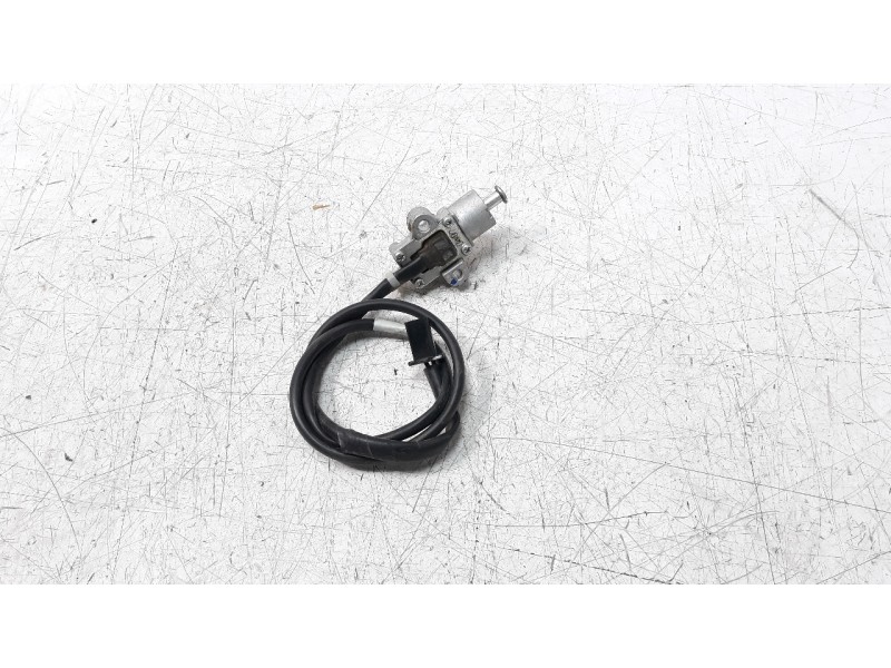 Recambio de interruptor para yamaha x-max 125 referencia OEM IAM B74H25660000  