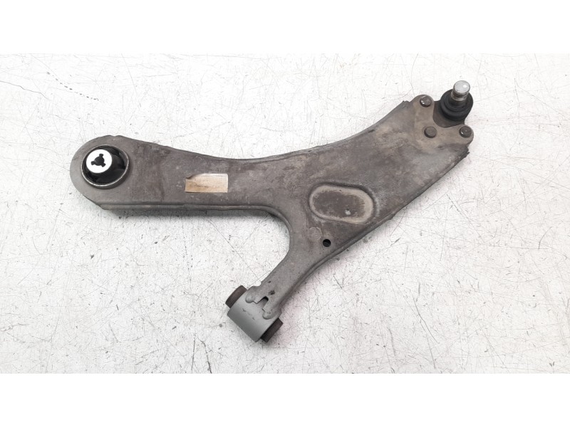 Recambio de brazo suspension delantero izquierdo para peugeot 2008 (p1) active referencia OEM IAM 9831682580  