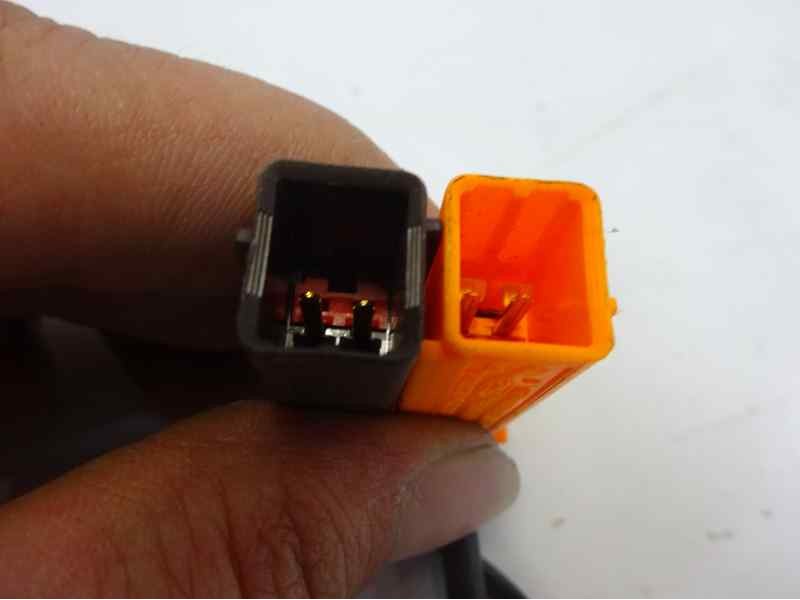 Recambio de cinturon seguridad delantero derecho para ford mondeo turnier (ge) trend referencia OEM IAM 33006294  