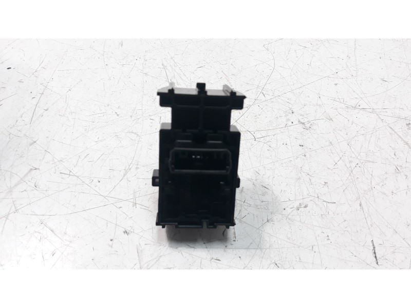 Recambio de mando elevalunas delantero derecho para lexus ux (za10) referencia OEM IAM 8481033140  