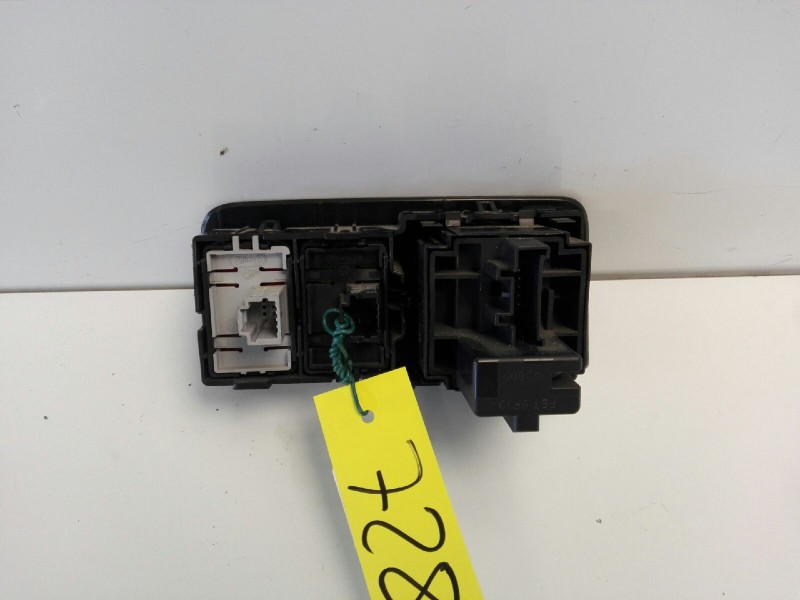 Recambio de mando multifuncion para renault megane iii berlina 5 p dynamique referencia OEM IAM   