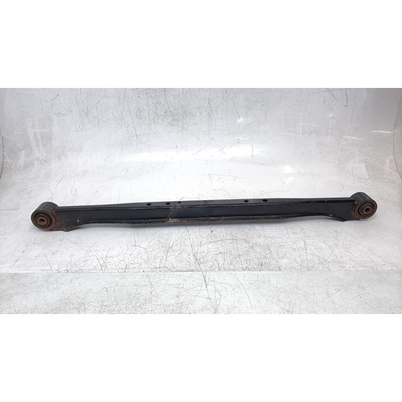 Recambio de tirante trasero derecho para nissan np300 pick-up (d23) 2.3 dci diesel cat referencia OEM IAM 551104KJ1A  