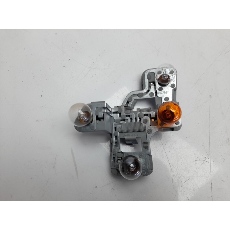 Recambio de portalamparas para mercedes-benz clase clc (cl203) clc 220 cdi (la) (203.708) referencia OEM IAM   