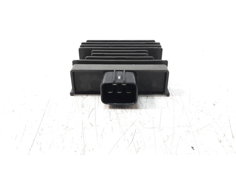 Recambio de alternador para yamaha x-max 125 referencia OEM IAM SH868AA  