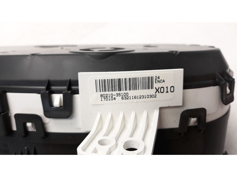 Recambio de cuadro instrumentos para ssangyong tivoli 1.6 turbodiesel cat referencia OEM IAM 8021035100  