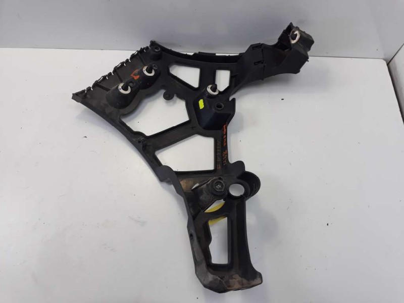 Recambio de molduras traseras para renault megane iii berlina 5 p dynamique referencia OEM IAM 0001029624  