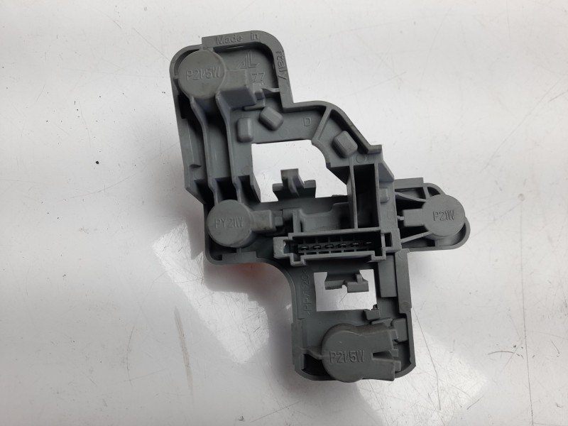 Recambio de portalamparas para mercedes-benz clase clc (cl203) clc 220 cdi (la) (203.708) referencia OEM IAM   