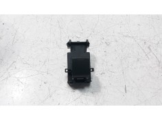 MANDO ELEVALUNAS TRASERO DERECHO 8481033140 