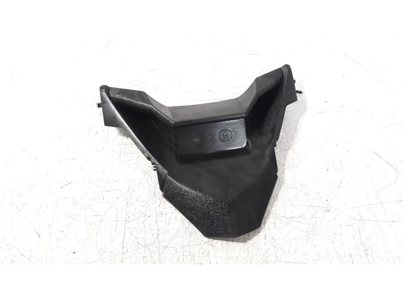Recambio de moldura para yamaha x-max 125 referencia OEM IAM B74F165100  