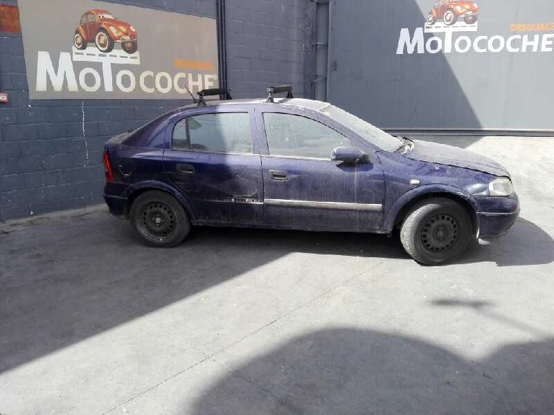 opel astra g berlina del año 1999