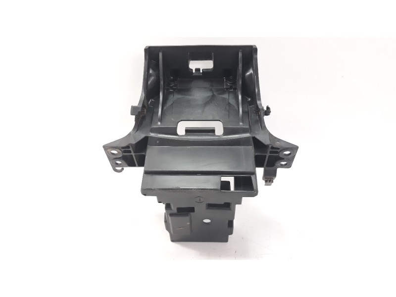 Recambio de moldura para honda nc 750 nc 750 x referencia OEM IAM 50234MKWD0  