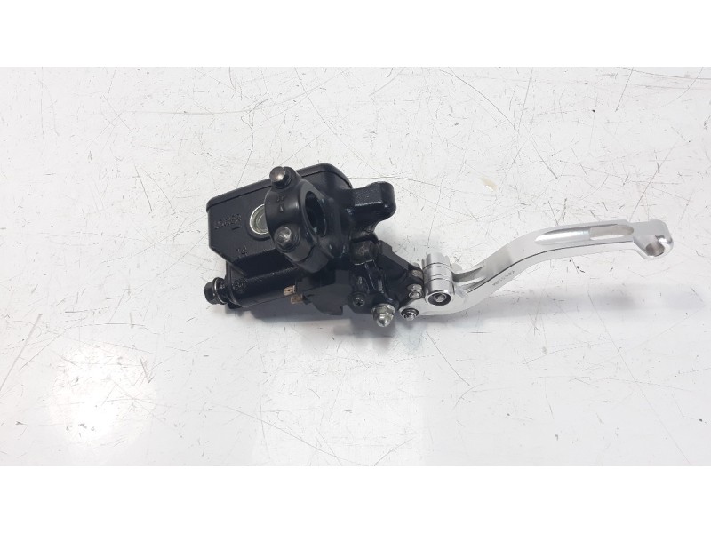 Recambio de bomba freno para honda cb 650r referencia OEM IAM 45510MGH641  