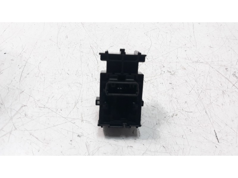 Recambio de mando elevalunas trasero izquierdo para lexus ux (za10) referencia OEM IAM 8481033140  