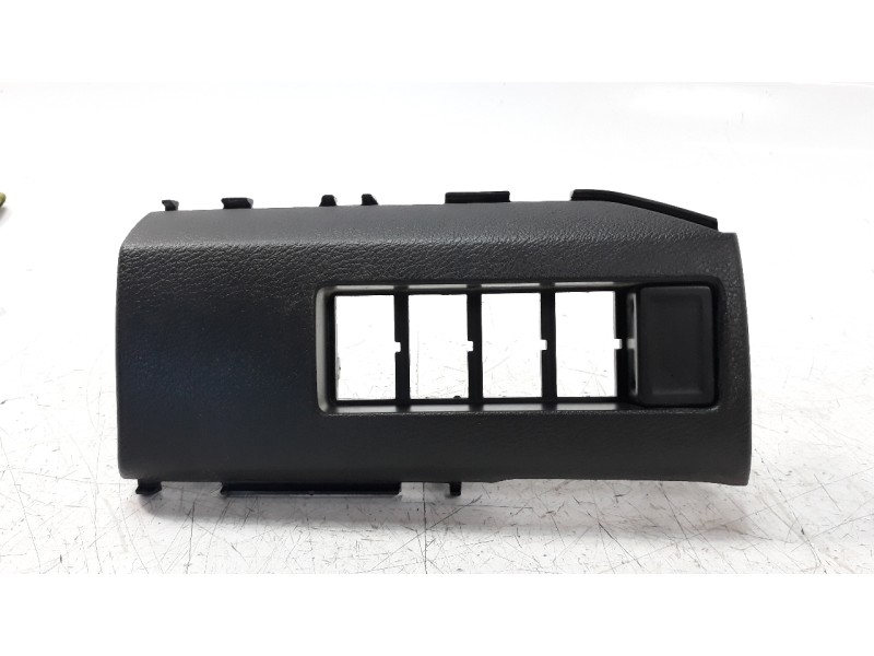 Recambio de moldura para suzuki vitara 1.4 16v boosterjet cat referencia OEM IAM 7383286R1  