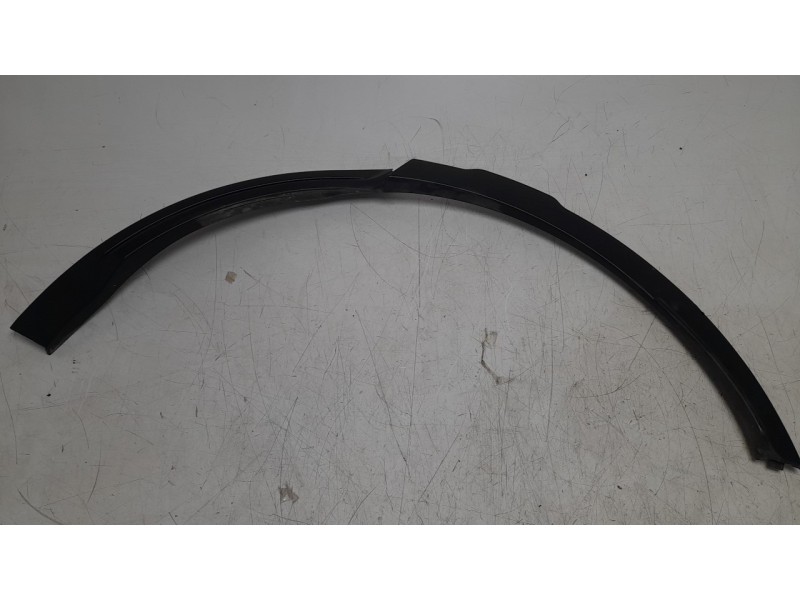 Recambio de aletin trasero izquierdo para land rover evoque 2.2 sd4 cat referencia OEM IAM BJ32290E23AE  