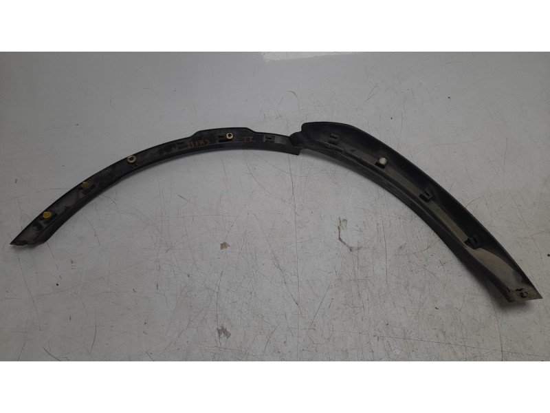 Recambio de aletin trasero izquierdo para land rover evoque 2.2 sd4 cat referencia OEM IAM BJ32290E23AE  
