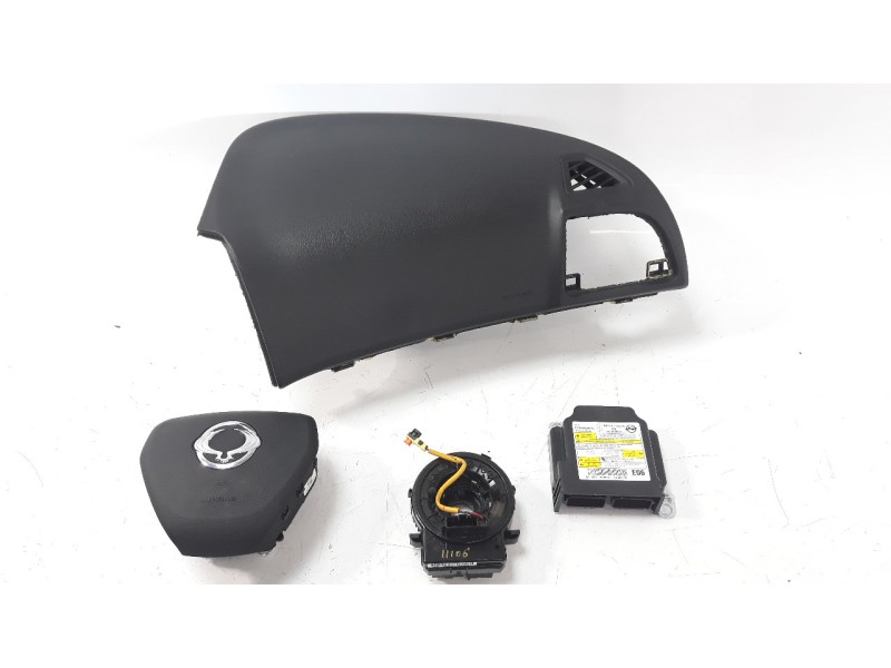 Recambio de airbag delantero izquierdo para ssangyong tivoli 1.6 turbodiesel cat referencia OEM IAM 8620135500LBH  