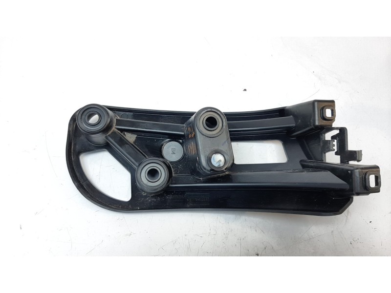 Recambio de soporte paragolpes trasero para peugeot 2008 (p1) active referencia OEM IAM 9825842780  