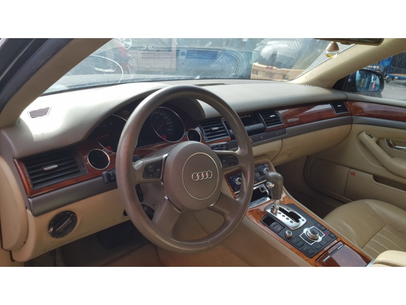 audi a8 (4e2) del año 2004