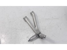 Recambio de estribo para honda cb 650r referencia OEM IAM 50750MKND50  