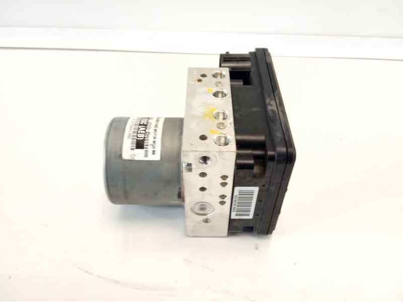 Recambio de abs para ssangyong tivoli limited 4x2 referencia OEM IAM 4892035200  