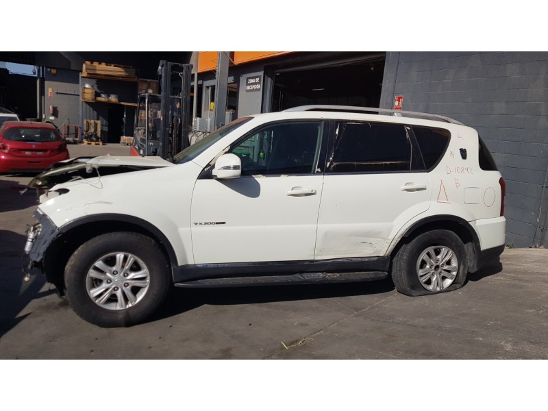 ssangyong rexton w del año 2014
