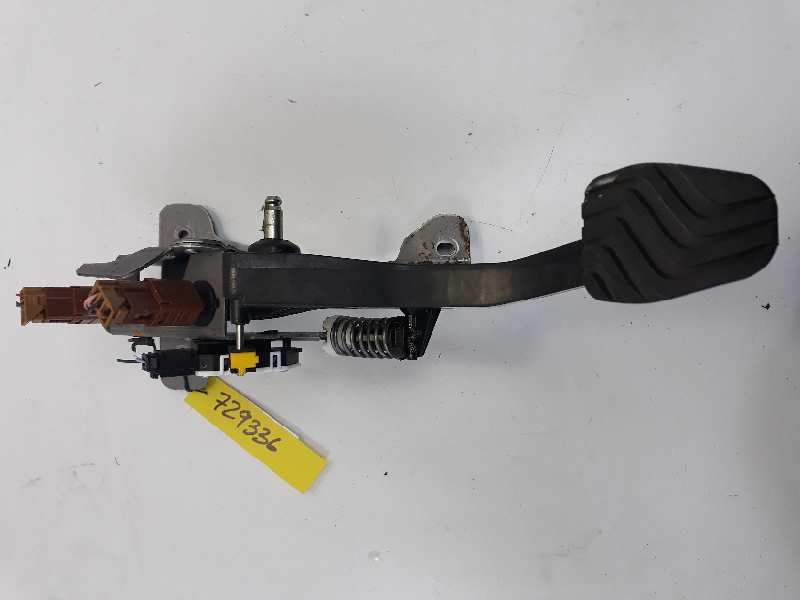 Recambio de pedal embrague para renault kadjar zen referencia OEM IAM 465038803R  
