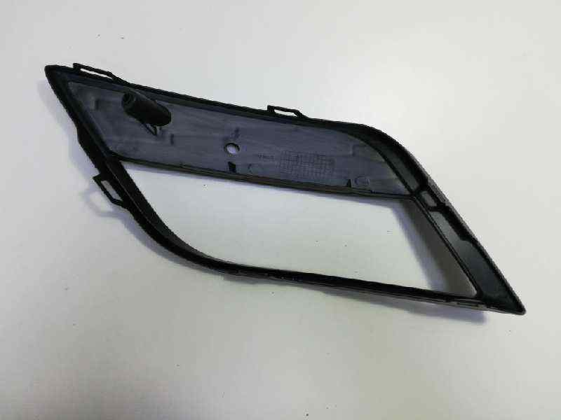 Recambio de rejilla paragolpes derecha para seat leon (5f1) referencia OEM IAM 5F0853666A9B9 107213315 ST4262123