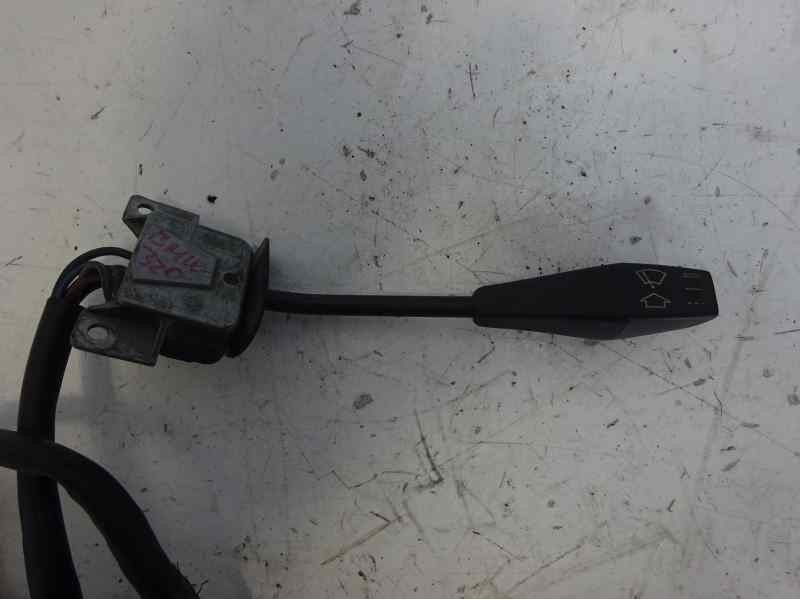 Recambio de mando limpia para bmw serie 3 (e21) referencia OEM IAM 1365821 8356 