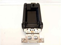 Recambio de apoyabrazos central para ssangyong tivoli limited 4x2 referencia OEM IAM    2