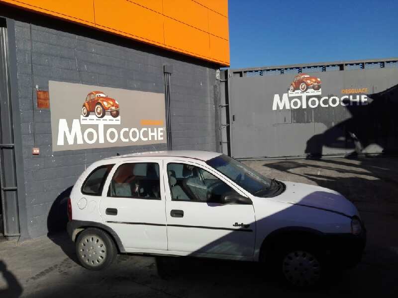 opel corsa b del año 1995