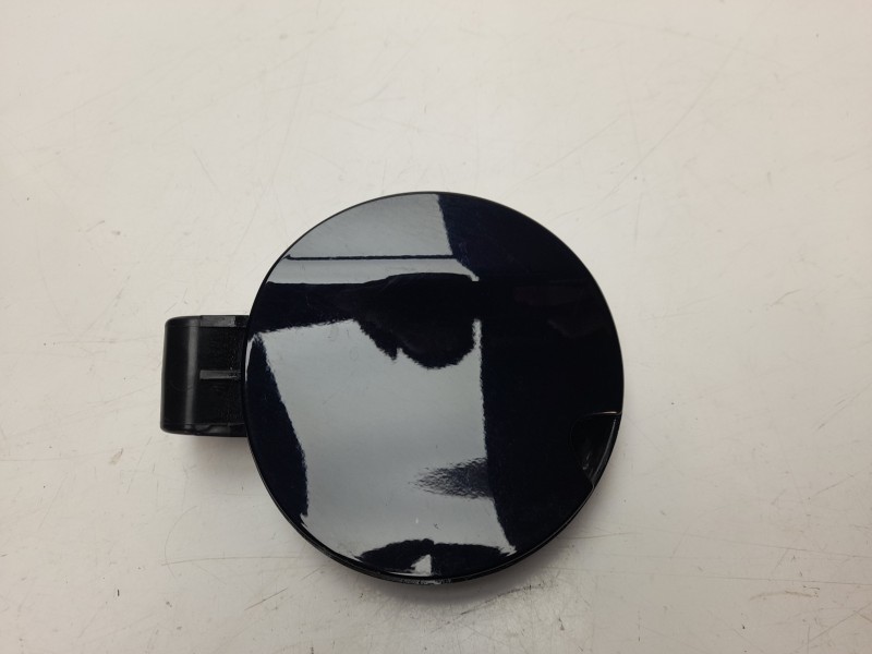 Recambio de tapa exterior combustible para peugeot 208 style referencia OEM IAM 6973905980 643232 