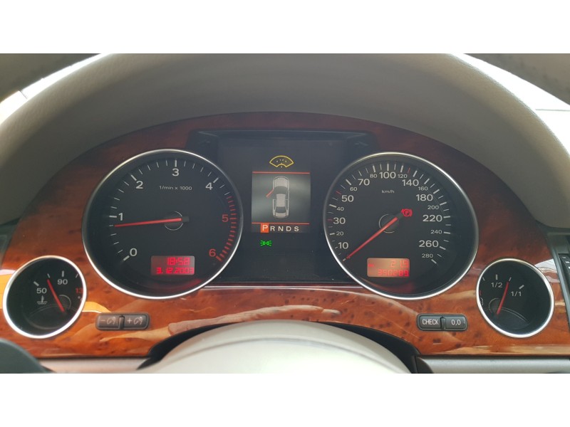 audi a8 (4e2) del año 2004